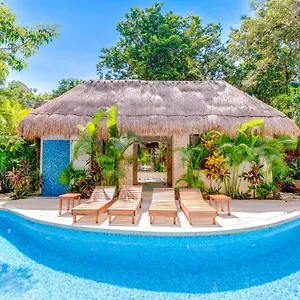 Complex With An Alluring Pool & Tropical Vibes By Stella Rentals! Apartment Tulum
